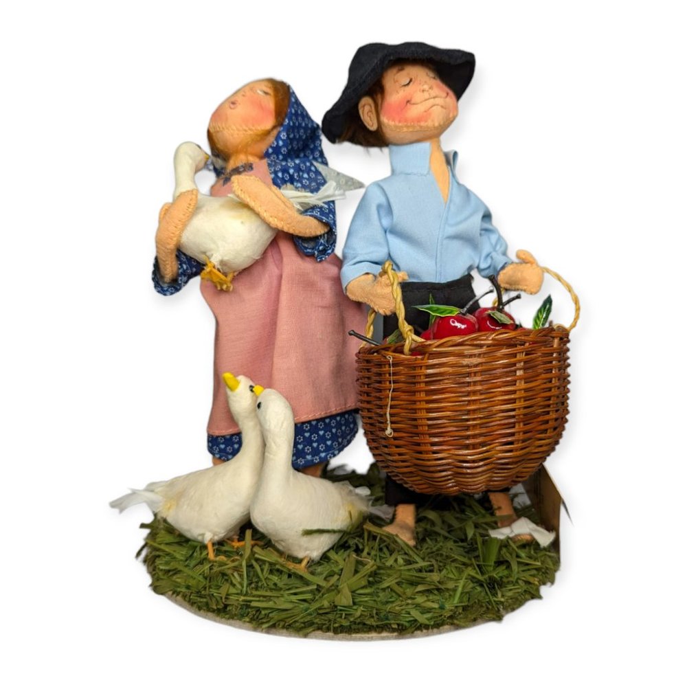 Annalee Americana Farmer Couple Folk Art NWT
